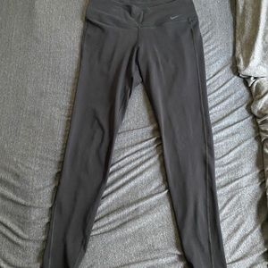 ❗️SOLD❗️Nike Leggings